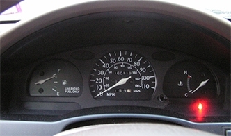 值得一提的是，中通客車整車電泳線仍遵循型鋼、厚板等熱軋板材料采用雙重磷化處理的工藝